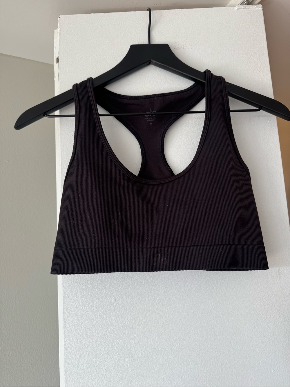 Alo Ribbed Racerback Sports Bra - Women